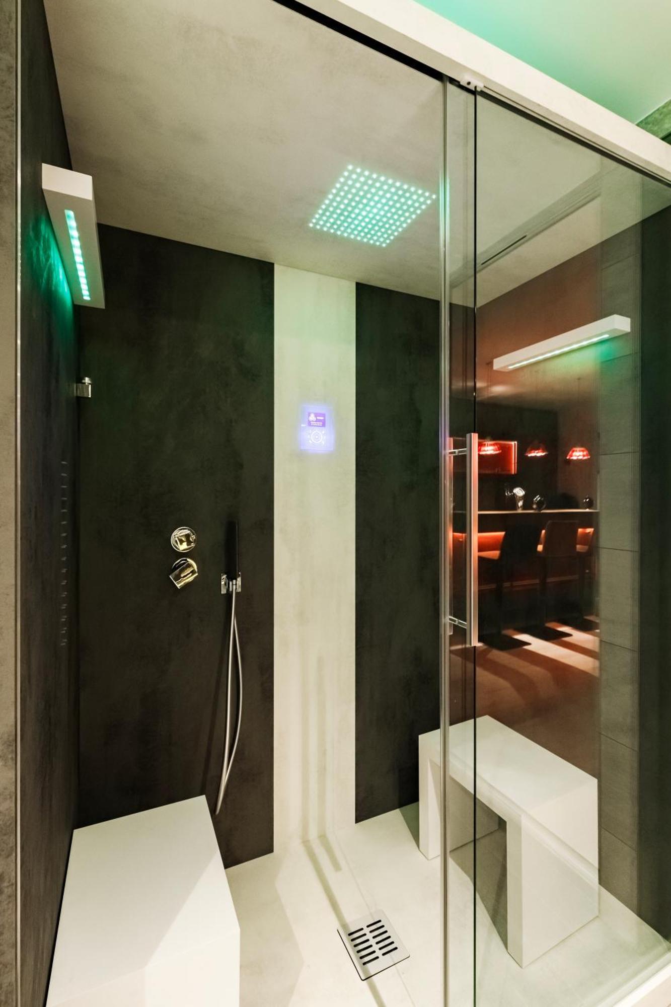 N18 Luxury Boutique With A Private Pool & Spa Mailand