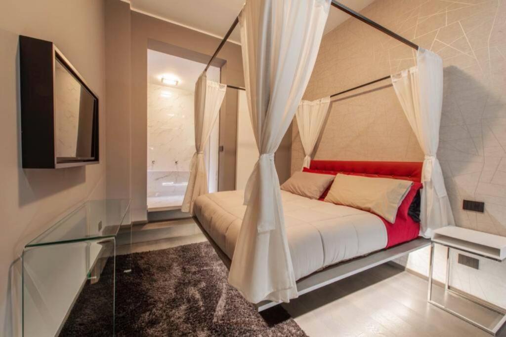 N18 Luxury Boutique With A Private Pool & Spa Appartamento